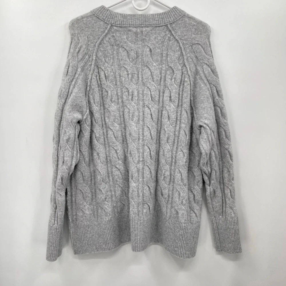 Aerie Cable Knit Sweater Grey Crew Neck Long Sleeve‎ Cozy Pullover Women's S